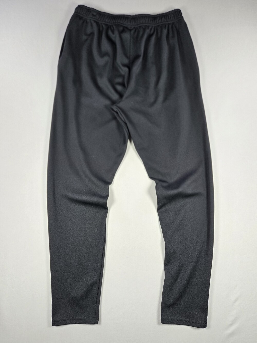 Gymshark Arrival Knit Joggers Black Tapered Pants Size Medium EUC - Picture 4 of 6